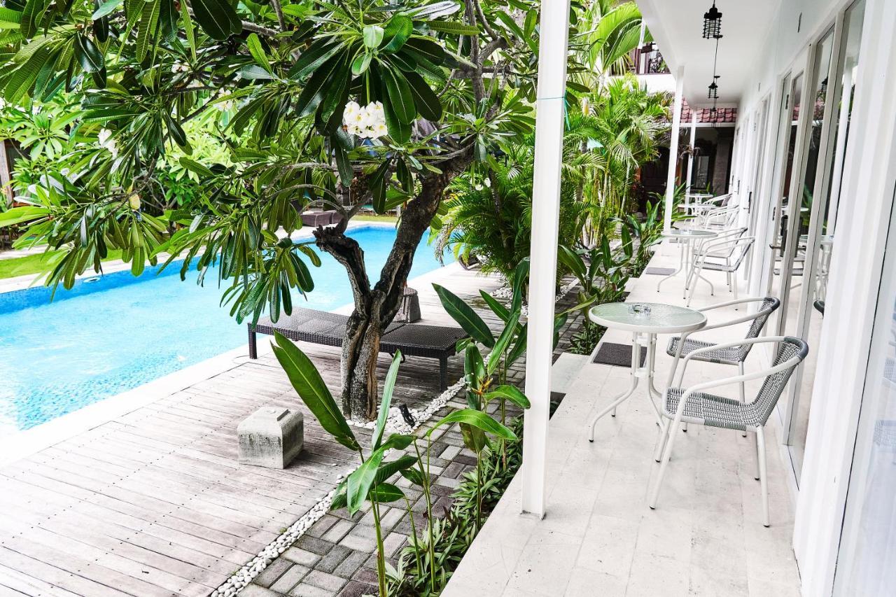 Easy Surf Camp Hotel Kuta Lombok Kültér fotó