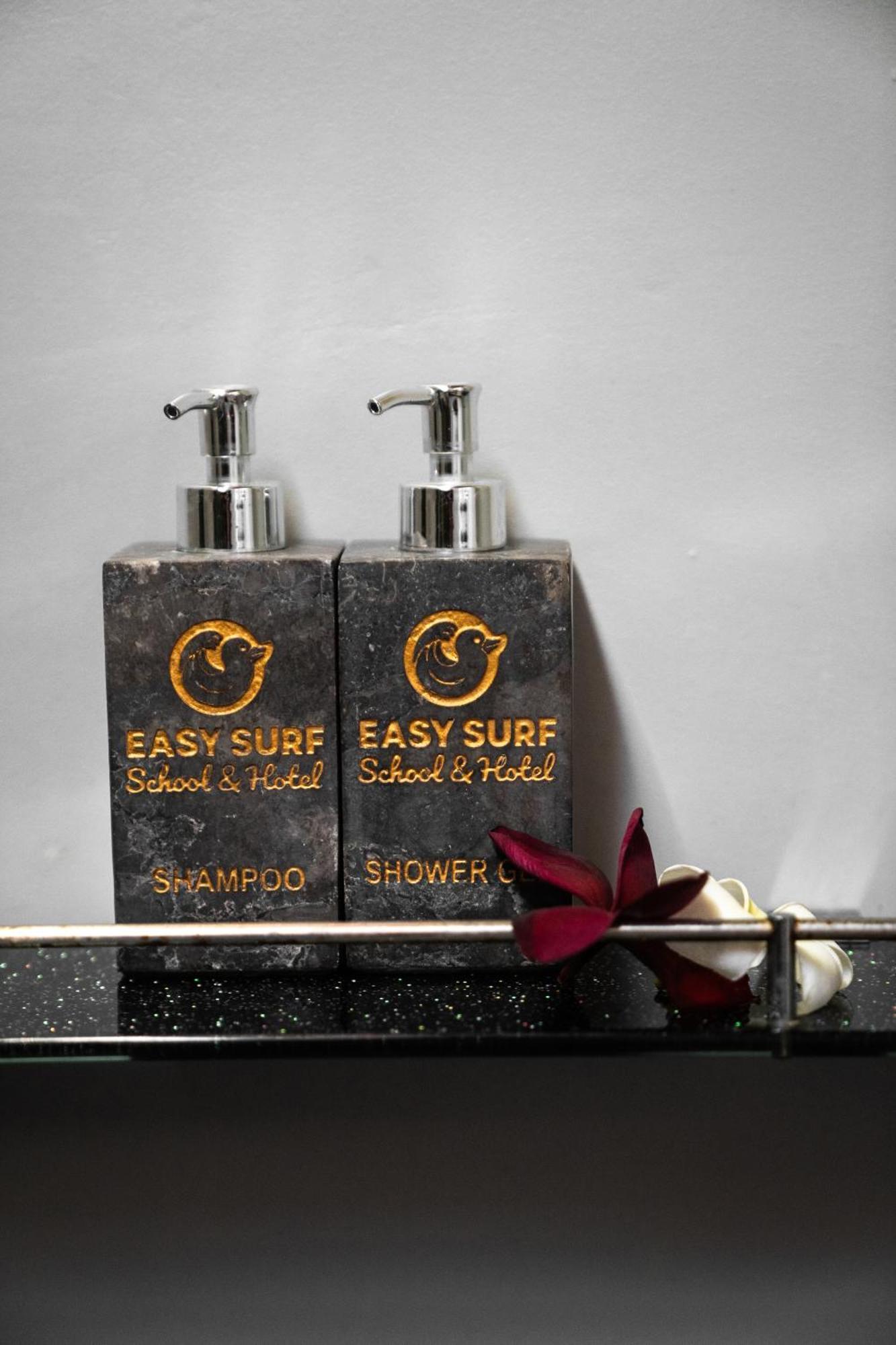 Easy Surf Camp Hotel Kuta Lombok Kültér fotó