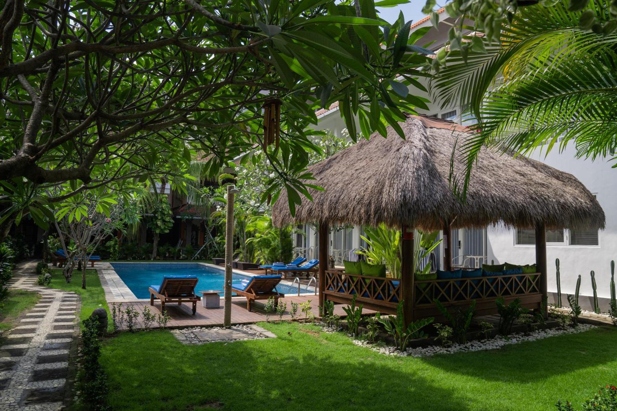 Easy Surf Camp Hotel Kuta Lombok Kültér fotó