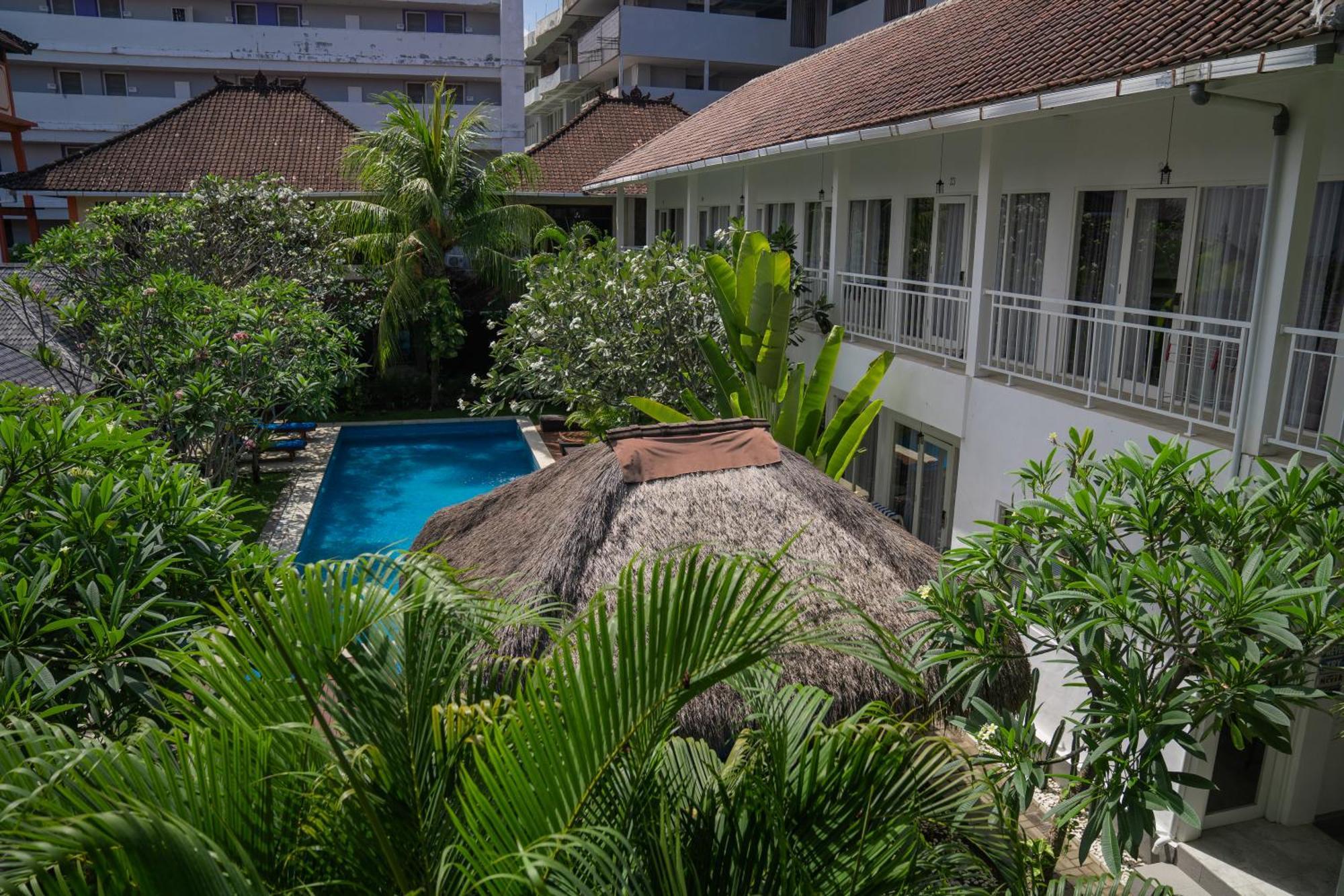 Easy Surf Camp Hotel Kuta Lombok Kültér fotó